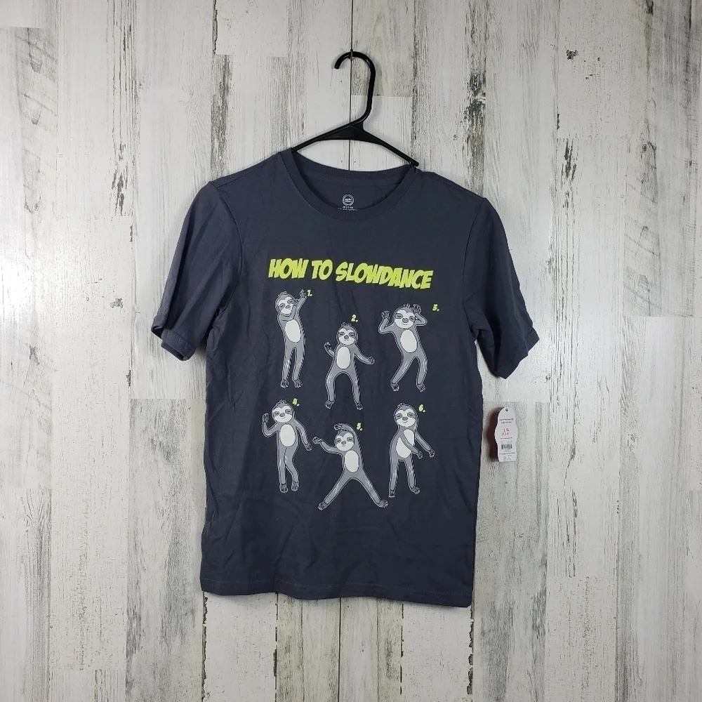 New wonder nation boys short sleeve gray tshirt size large 10-12